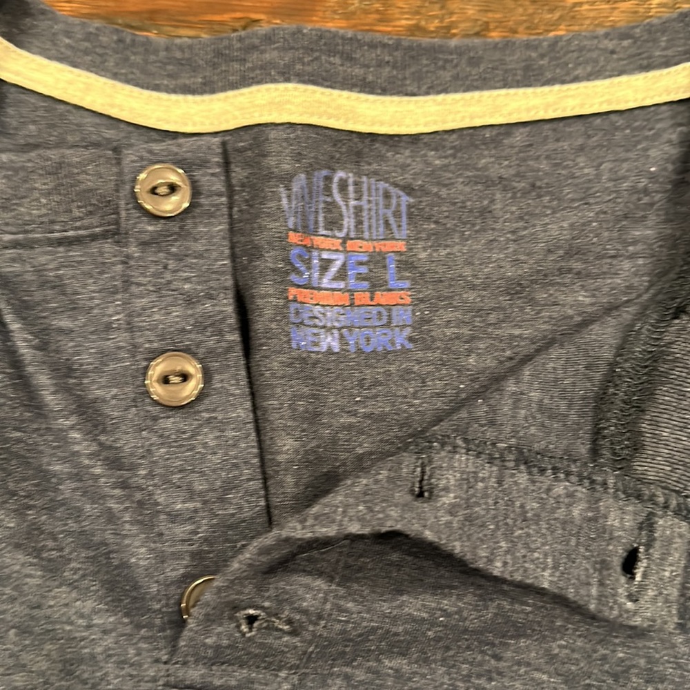 Vive Shirt Henley. View 2